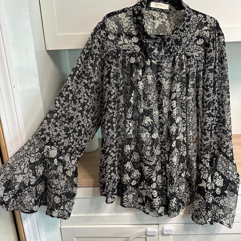Bohemian Sheer Blouse Womens Black White Dramatic Bell Sleeve Top Ethereal Flowy - Picture 6 of 13